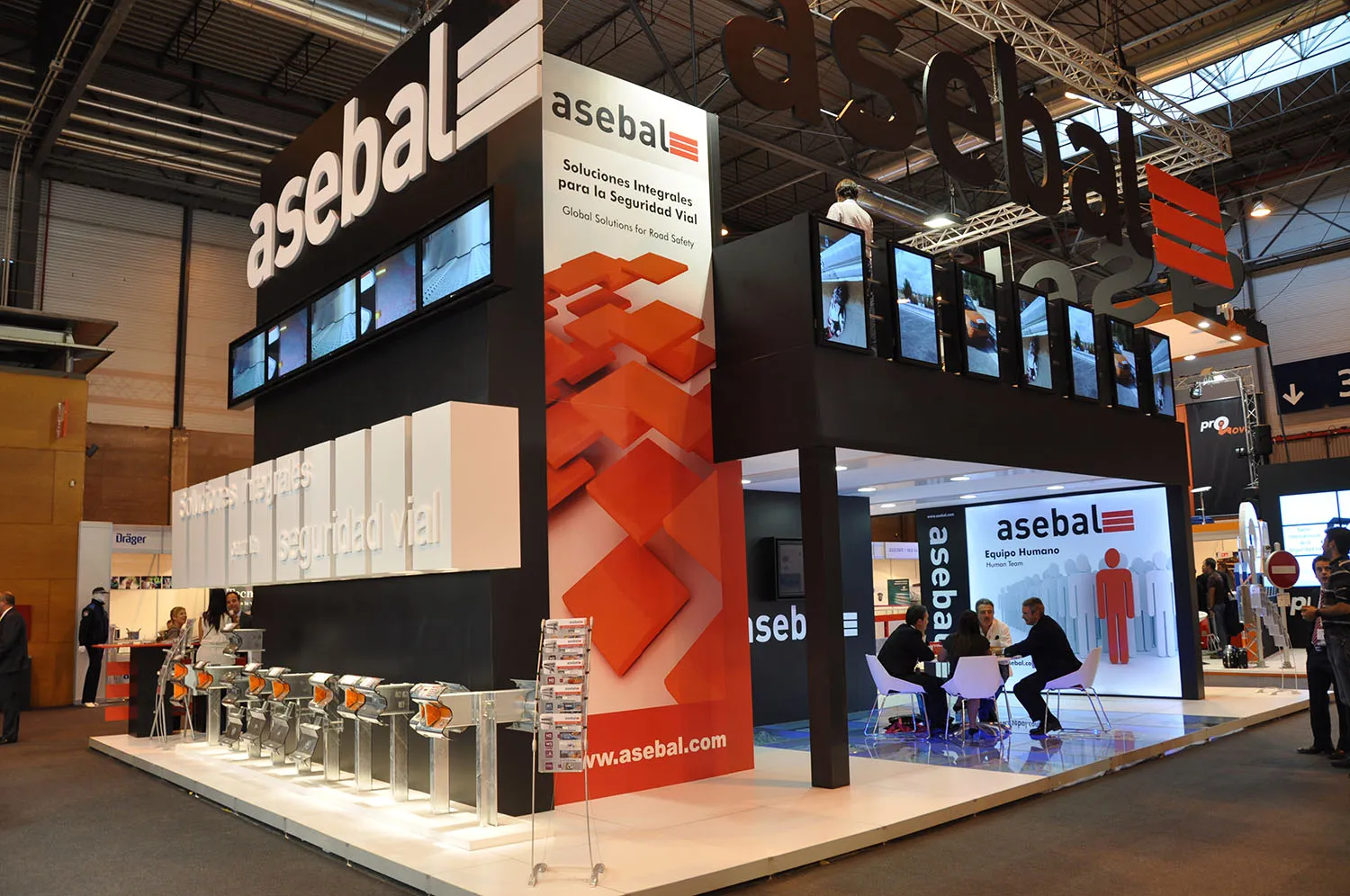 Ylussion — Proyecto STAND ASEBAL TRAFFIC en Sevilla